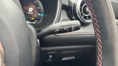 MG Hs 1.5 T-GDI PHEV Exclusive 5dr Auto Hatchback